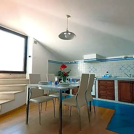 Hotel Se056 - Montemarciano, Deliziosa Mansarda Con Vista Mare 4*