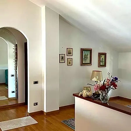 Se056 - Montemarciano, Deliziosa Mansarda Con Vista Mare Hotel